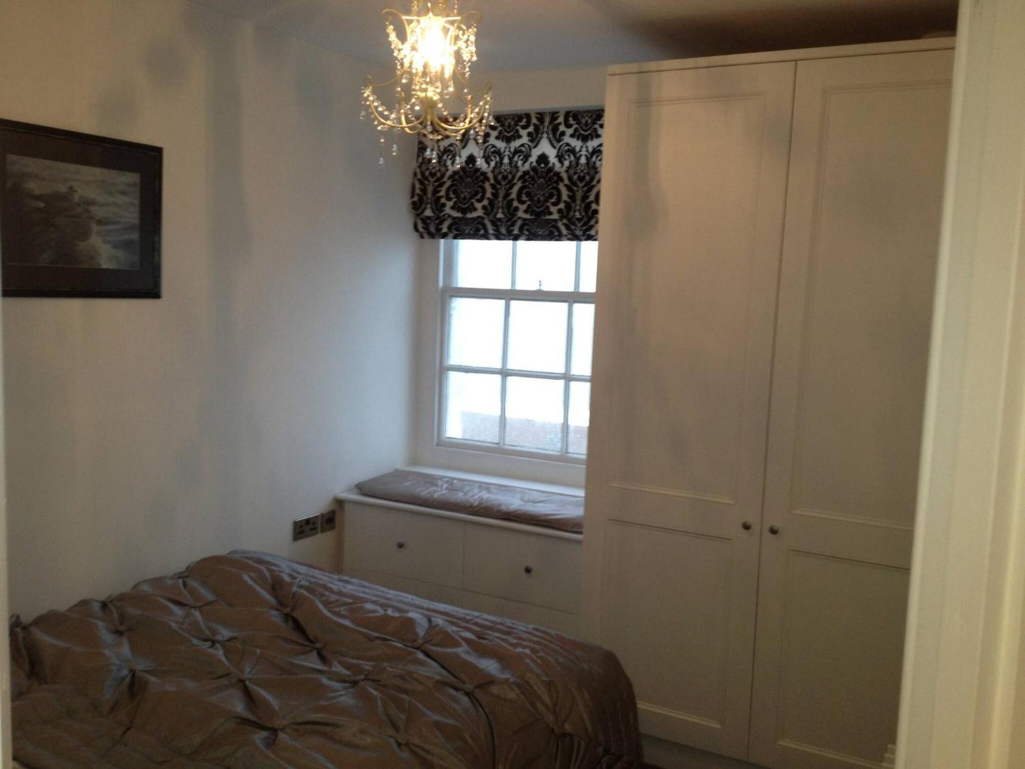 Seaview Regency Apartment With Private Parking Brighton Kültér fotó